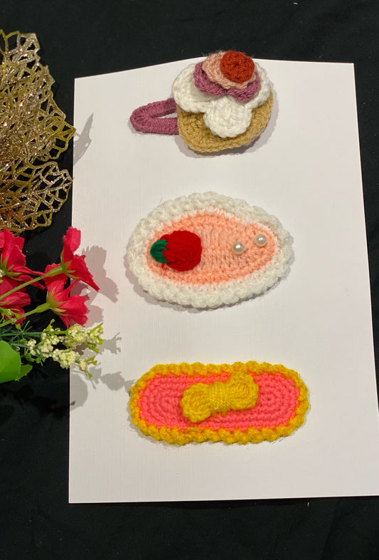 Trendy hand crochet pins