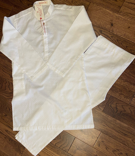 White pattern kurta pyjama