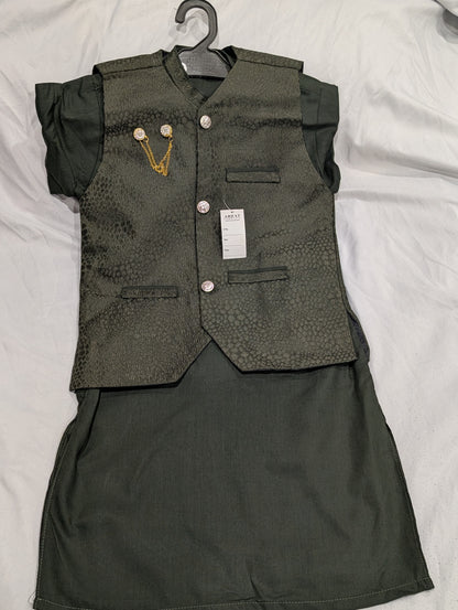 Boys' bottle green kurta pyjama set with a jamawar waistcoat